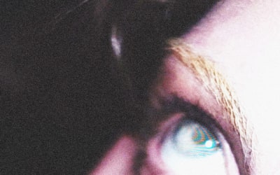 Entre sombras, bucles y cicatrices - La Caverna