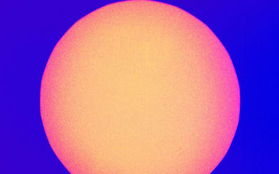 “Miles Away”: El potente indie de Patience Please - La Caverna