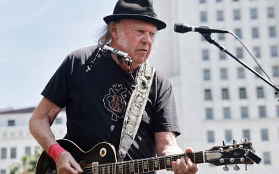Neil Young Cancels 2026 Tour