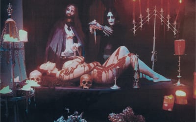 Welcome To Worm's Necropalace