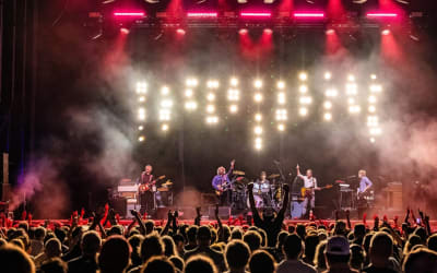 Wilco announce summer tour, Forest Hills Stadium with Yo La Tengo included