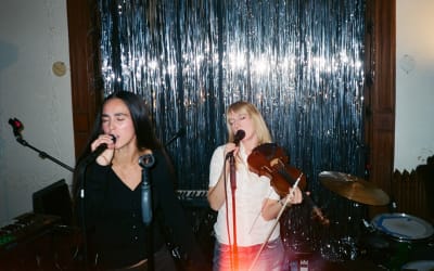 Smerz announce spring North American tour, share “Dreams” live video