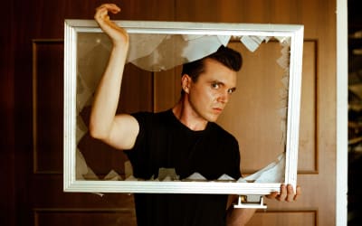 “Another Leap Towards an Early Grave” — Melbourne's Ohms Debuts Funky, Existential Lament “Geworfenheit’ — Post-Punk.com