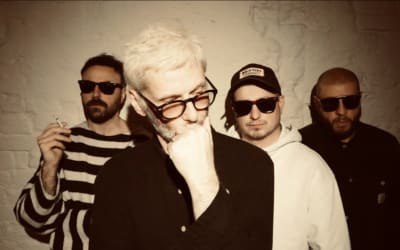 “Perched on the Edge” — Armchair Experts in Synth Groove NOVABLOOD Reign in Video for “Fake It” — Post-Punk.com