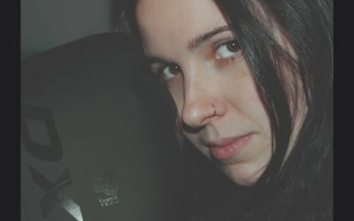 Single: sock jock – curtain