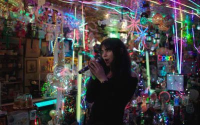 underscores's “Tell Me (U Want It)” is dubstep and bubblegum pop
