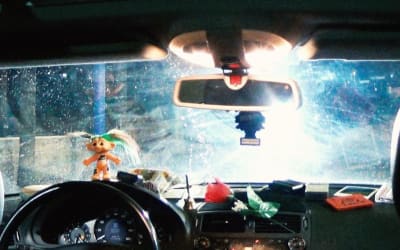 Jump Source – Shattered (feat. Helena Deland)