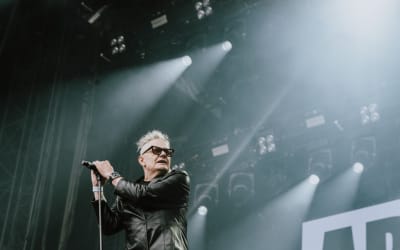 Nieuwe singles Arbeid Adelt! & Parkaparaplu - “Taliban Cocktail Jurk” & “Swastika Elastika (Nevel Ft Reverend Basstorius submix)”