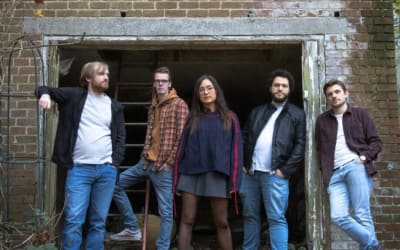 Debuutsingle Honey Rebel - “Storm”