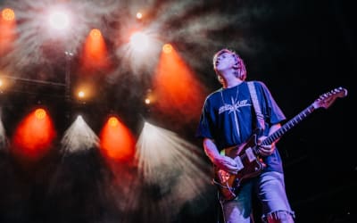 Nieuwe single Thurston Moore & Bonner Kramer - “Urn Burial”