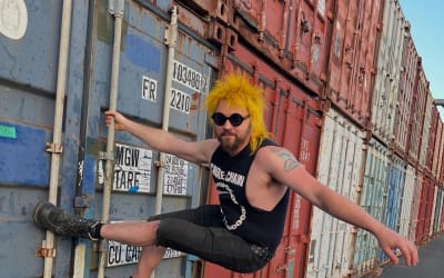 We Have A Technical 596: Dracula Phone | I Die: You Die