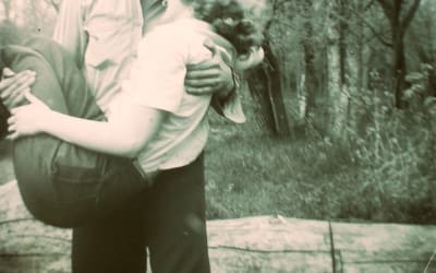 Annie Schultz embrasse l’introspection avec « MIS »