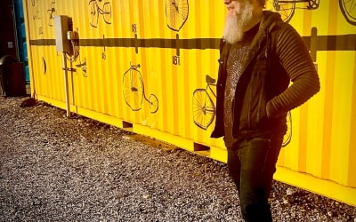 10 Questions for Displaced Stranger : Behind the Music of Grounded