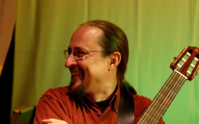 Matthias Lindner, la guitare comme refuge intérieur avec Nenya