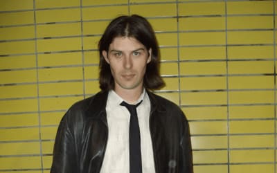 Louie Cameron : L’Éveil Magnétique d’un Dandy de l’Ombre avec “Do You Wanna Go Out?”