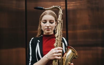 Exclusive Premiere: Emma Rawicz “Voodoo”