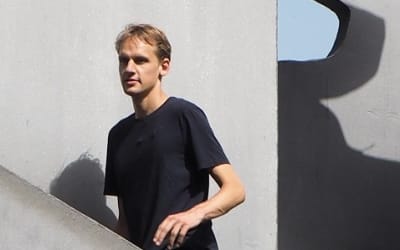 Exclusive Premiere: Thysenterprise “Sounds After the Fade-Out”