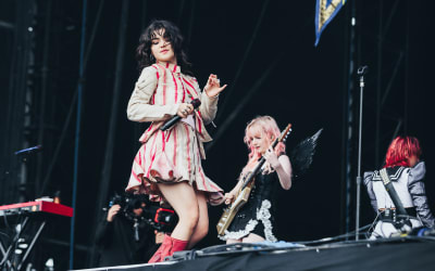 The Last Dinner Party take us on “the endless carousel of being in a relationship you know you shouldn’t be in” on new ‘Help(2)’ song ‘Let's Do It Again!’