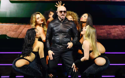 London BST Hyde Park Pitbull show to attempt to break Guinness World Record for most people wearing bald caps