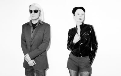 Kitbuilders – Stupid Games