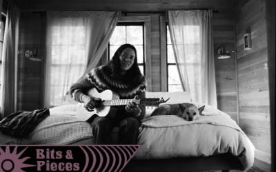 Spencer Cullum’s Coin Collection – “Look At The Moon (feat. Erin Rae)” <img src="http://www.ravensingstheblues.com/wp-content/uploads/2021/03/tracks.png” width="47px">