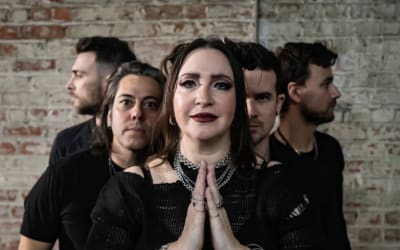 Plastic Rhino Light Up On ‘Dark Horizon’ | Right Chord Music