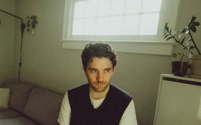 Garet Camella - Gnats (feat. Mukiss) - We love that Sound