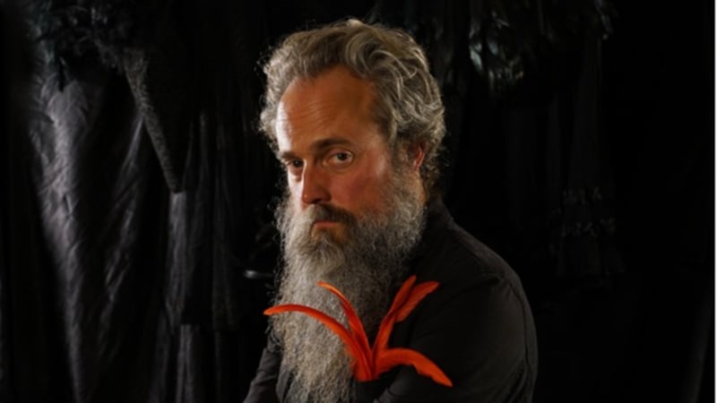 Iron & Wine — Hen’s Teeth (Sub Pop)