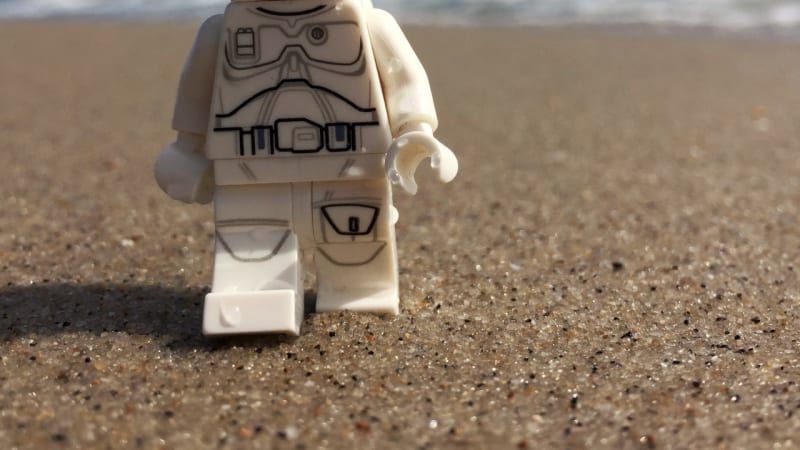 Ambient Sunday with: The Electrician – Ocean of Tears