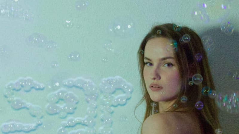 Dutch Singer Lizzy & Producer Mitchell Yard Deliver Warm & Melancholic R&B/Neo-Soul Tune “SOAP” | Stereofox Music Blog