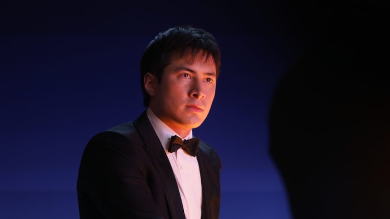 Hudson Williams Really Hates the Gastown Steam Clock │ Exclaim!