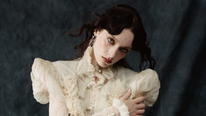 Holly Humberstone Embraces Love’s Highest Highs & Hardest Truths on “To Love Somebody,” a Glistening, Gut-Punch Anthem - Atwood Magazine