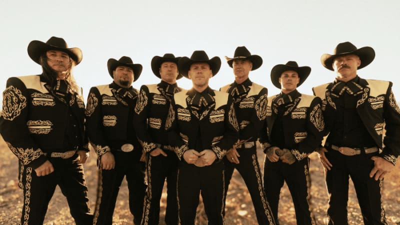 Interview: Matt Caughthran (Mariachi El Bronx)