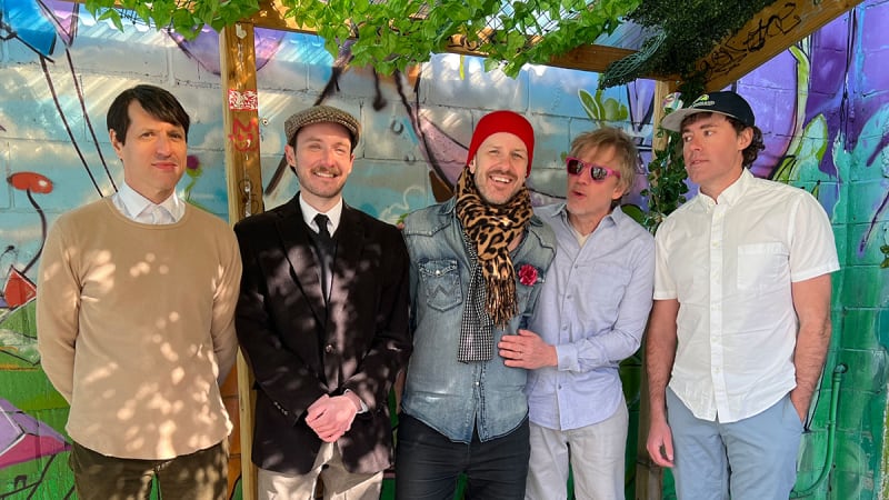 Single Premiere: Ceylon Sailor - “The Tiny Wave”