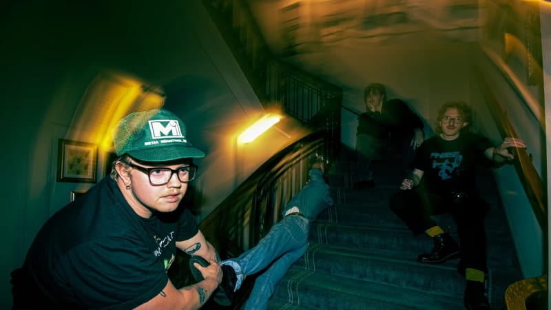 Wax Head detail debut album, GNAT