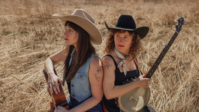 SONG PREMIERE: The Montvales Offer a Heartfelt Country-folk Testament to Forging Ahead with “Carolina” - Glide Magazine