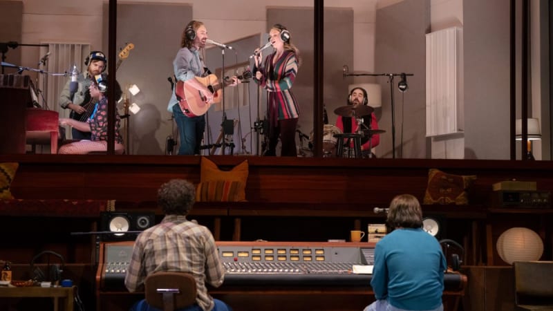 In Stereophonic, a Fleetwood Mac-like band struggles to keep it together - Chicago Reader