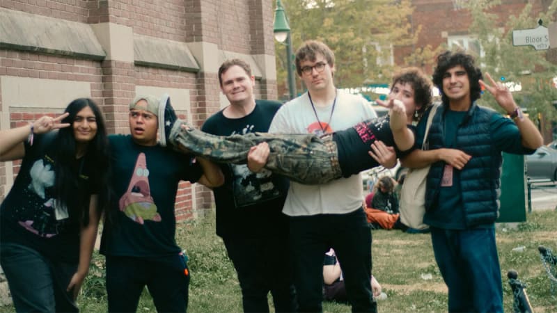 Experimental skramz project Gingerbee say goodbye in Chicago with a 16-piece band - Chicago Reader