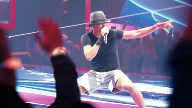 Kid Rock Says He Wasn’t Lip Syncing, He Was Just “Out of Sync”