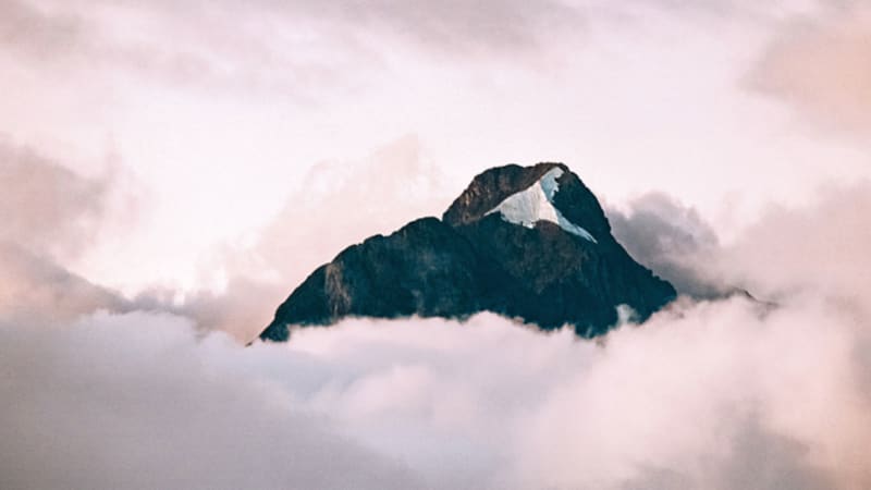 Captain Iron’s “Dream Well” wraps love in a lullaby of quiet comfort featuring Windrift Band