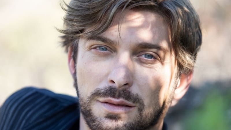 Giuseppe Cucé’s “21grammi” delivers an intimate indie-pop journey through the soul