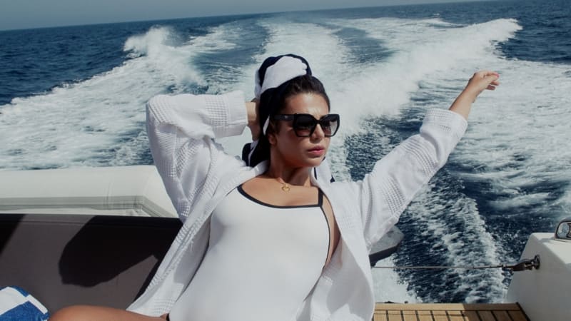 AMBER makes a confident first impression with debut single “St Tropez”