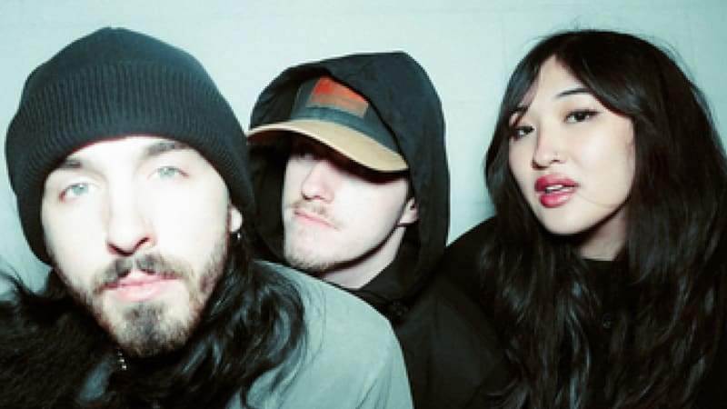 Headlock taps into vulnerability of losing love on “Fallin Apart”