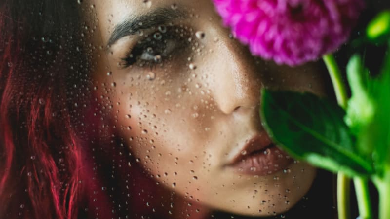 Ana Amado steps into the shadows with captivating debut single “Dahlia”