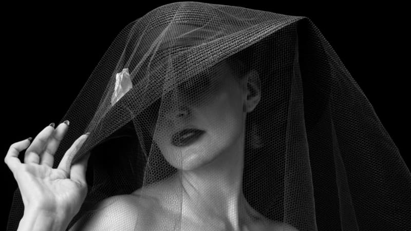 Disaster Fantasy shares brooding but powerful track “The Hourglass”