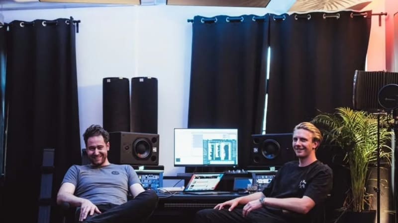 Larvik Goes Liquid With Emotive New DnB Single “unspoken”