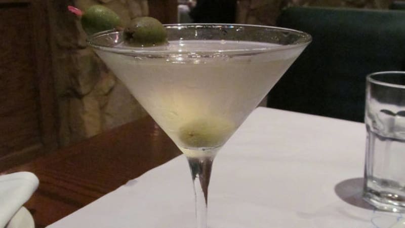 Sean Cocktail - Shaken Not Stirred - Classical guitar genes in DnB's DNA! Who would've thunk it?