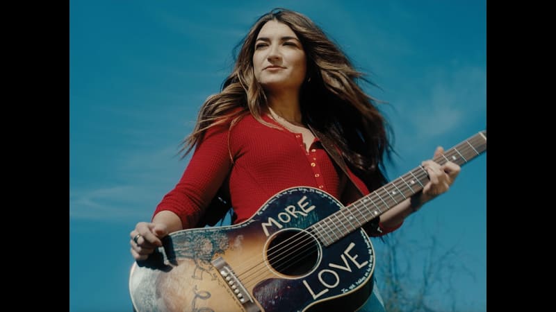 Tenille Townes Says “we could use a little more” (premiere) » PopMatters