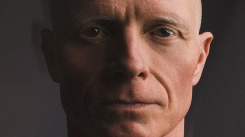 50mething aborda la violencia social en “Silence” - La Caverna