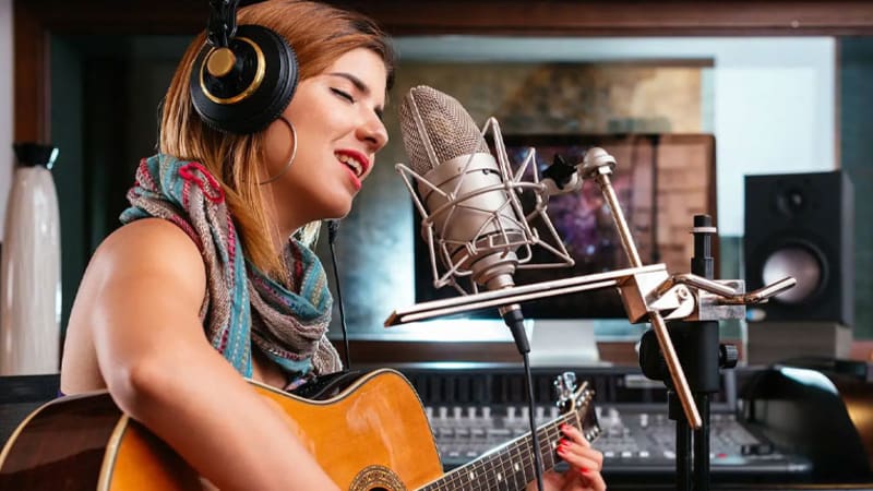 Voice Lessons in Roswell, Georgia » Voice Lessons and Singing Lessons in Roswell, GA and North Atlanta - Laurelanne
